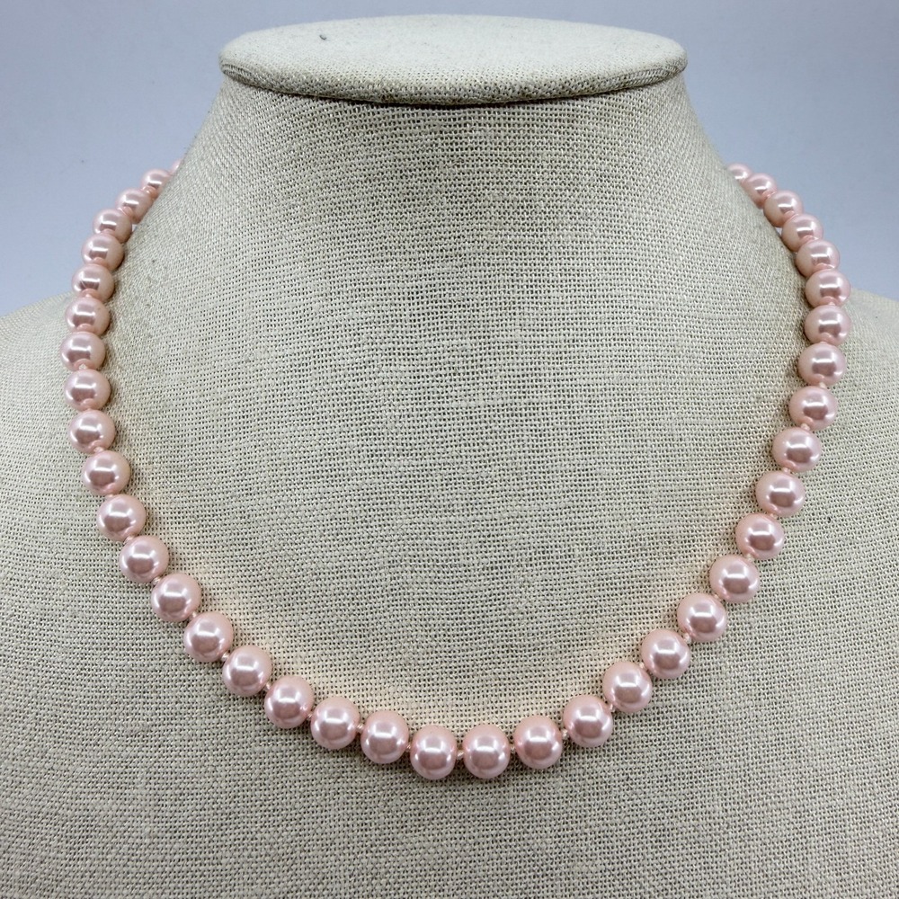 Elegant Blush Pink Pearl Strand Necklace Classic Feminine Statement Accessory
